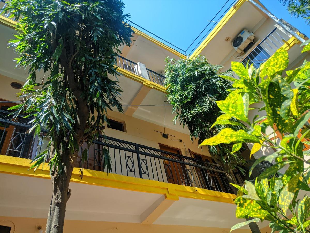 蓝比尼花园酒店 拉明德 外观 照片